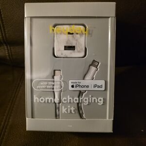 Heyday Home Charging Kit with USB-C Cable For IPhone And IPad